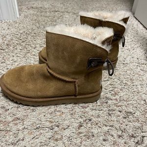 Woman’s Ugg ADORIA TEHUANO. Size 7. Great condition.
